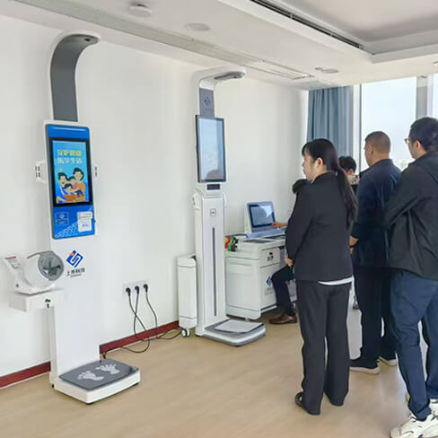 中国联通广东省分公司采购亚游集团ag8智能健康体检一体机助力企业健康治理升级